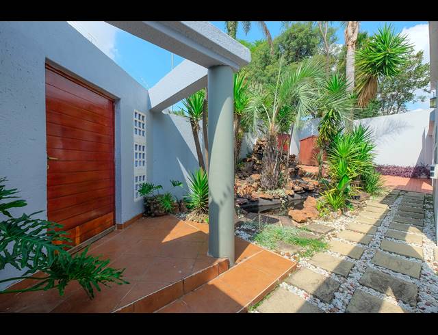 3 BEDROOM HOUSE TO LET IN WENDYWOOD